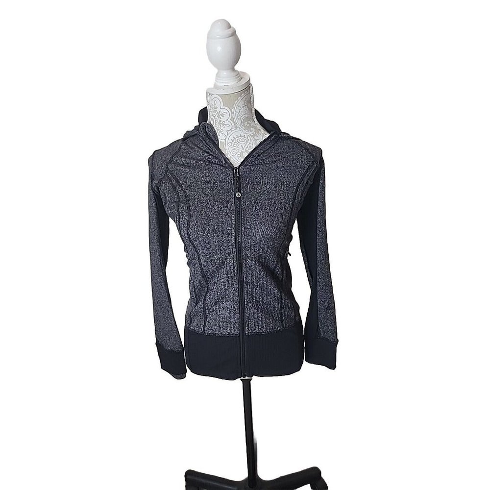 Lululemon Hooded Daily Practice Jacket 6 Heathered Herringbone Zip Pockets